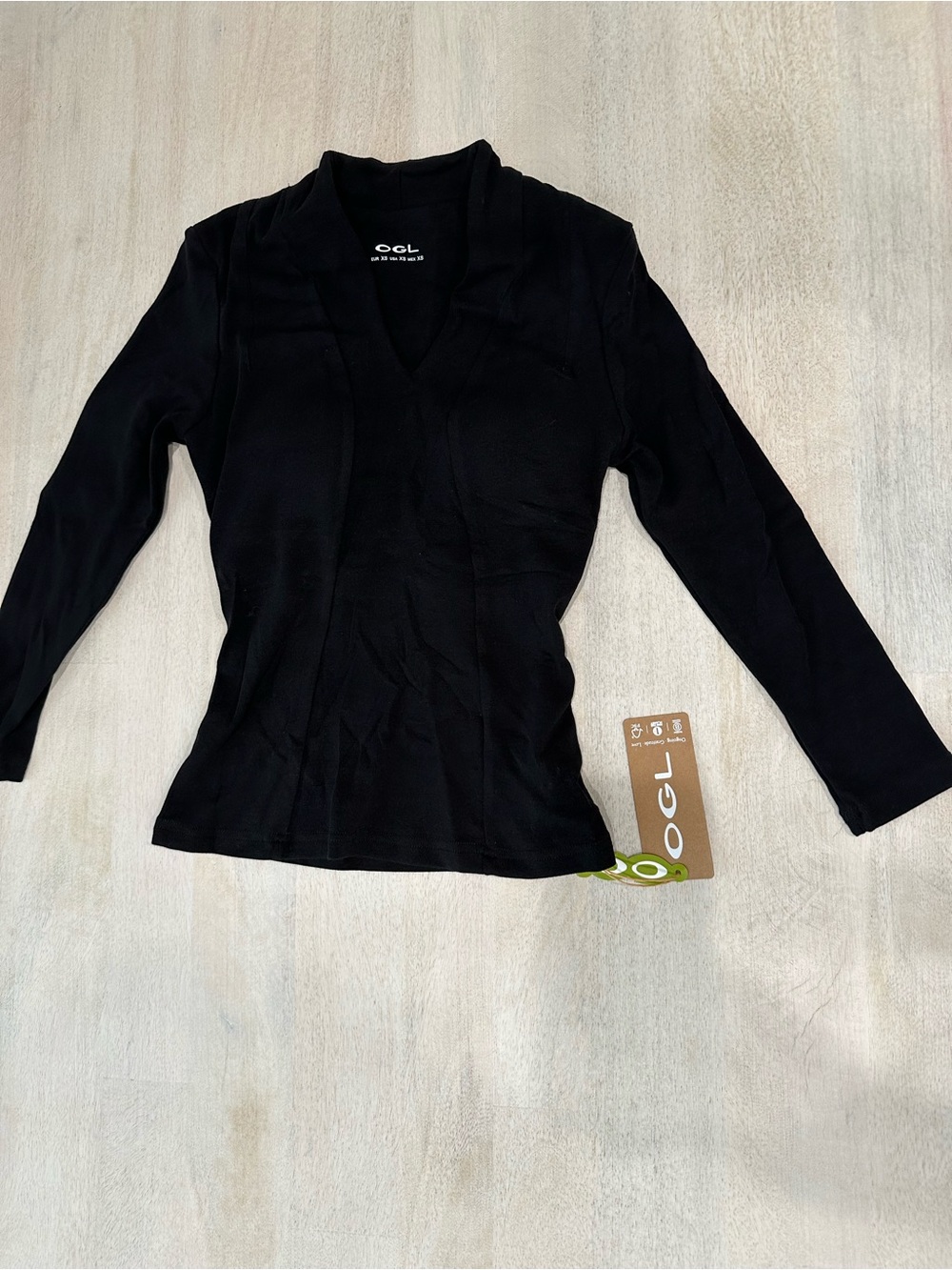 NEW - OGL Women's Black Long-Sleeve V-Neck Top